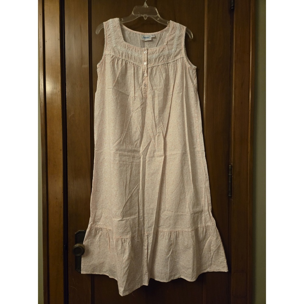 NATIONAL Nightgown Women's Size Medium Pink White Cotton Granny Cottagecore